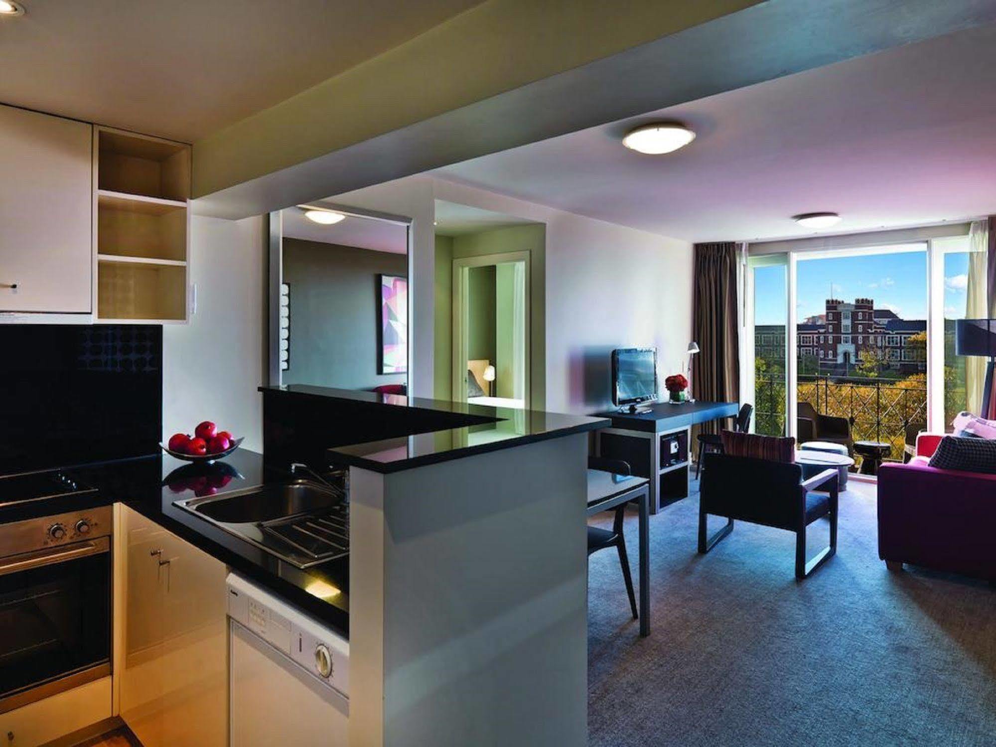 Adina Apartment Hotel South Yarra Ville de Melbourne Extérieur photo